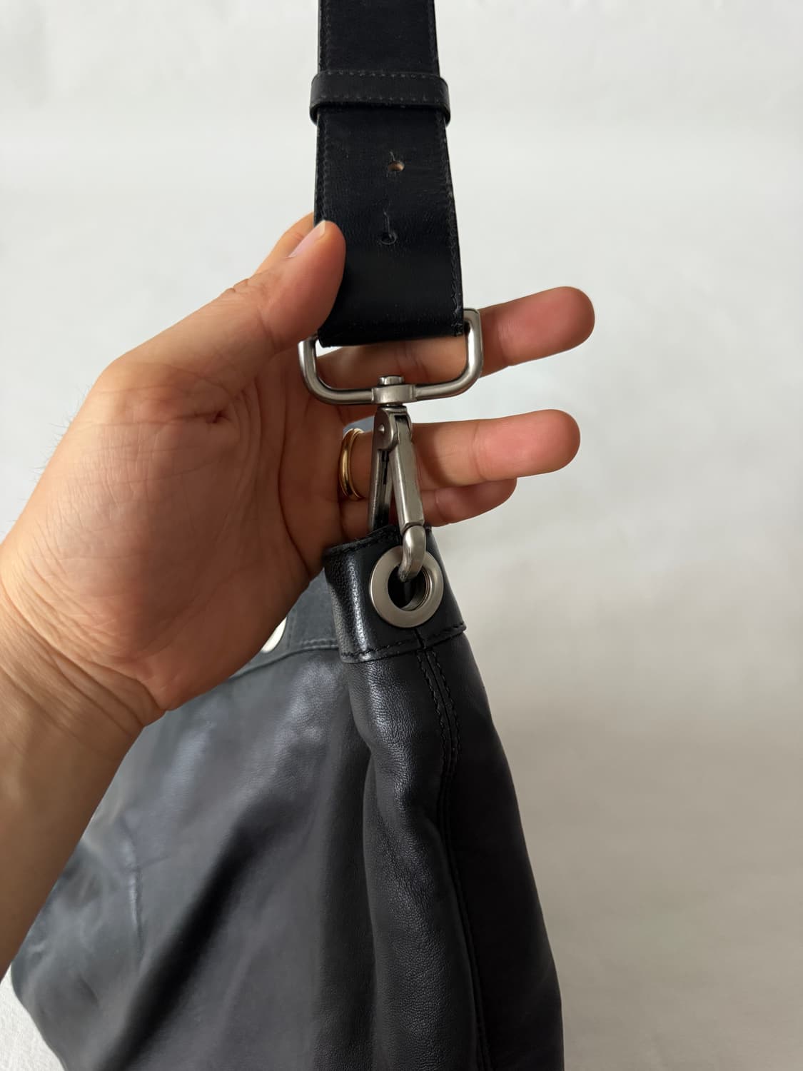 엠포리오 아르마니(EMPORIO ARMANI) 레더 토트백(크로스 가능) 상품이미지4