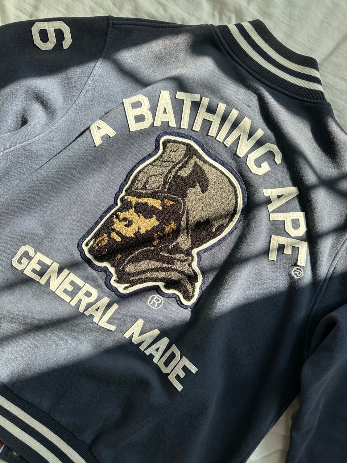 00s 베이프 제너럴 코튼 바시티 자켓 상품이미지3