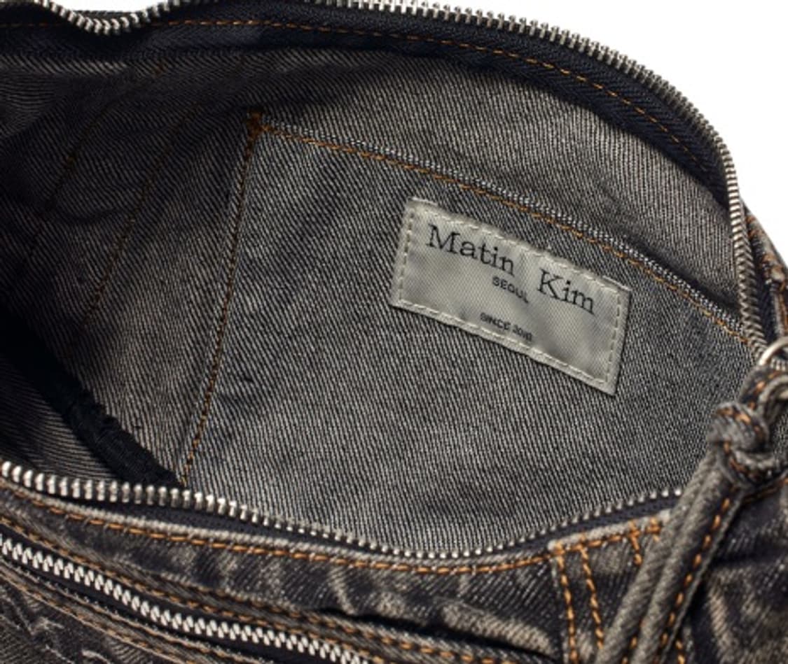 {새상품}마뗑킴 워시드 데님 미니 호보백 블랙 마땡킴 상품이미지7