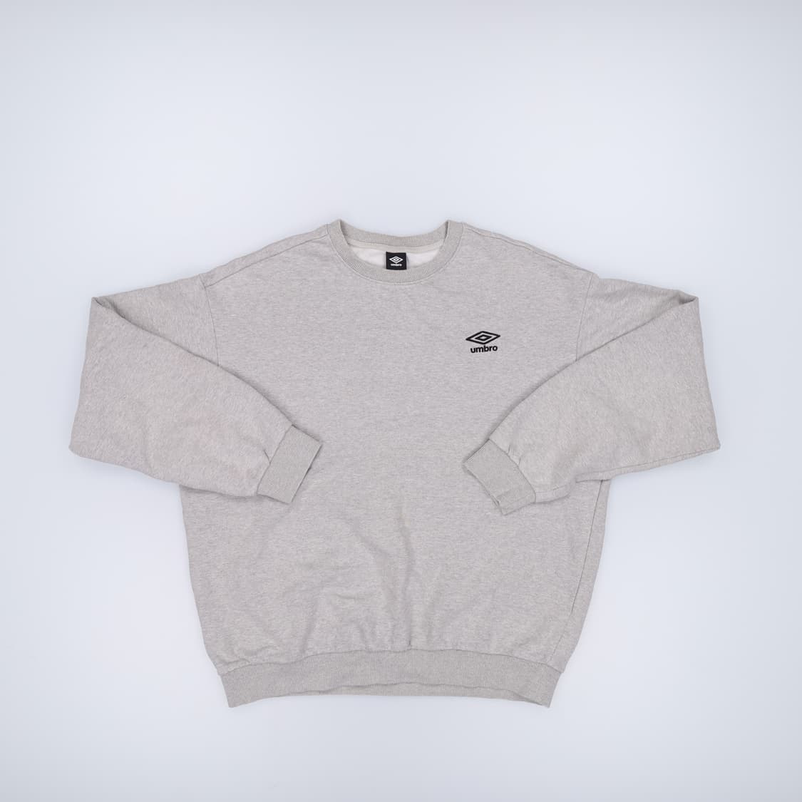 105 엄브로 스몰로고 맨투맨 0310H1 상품이미지1