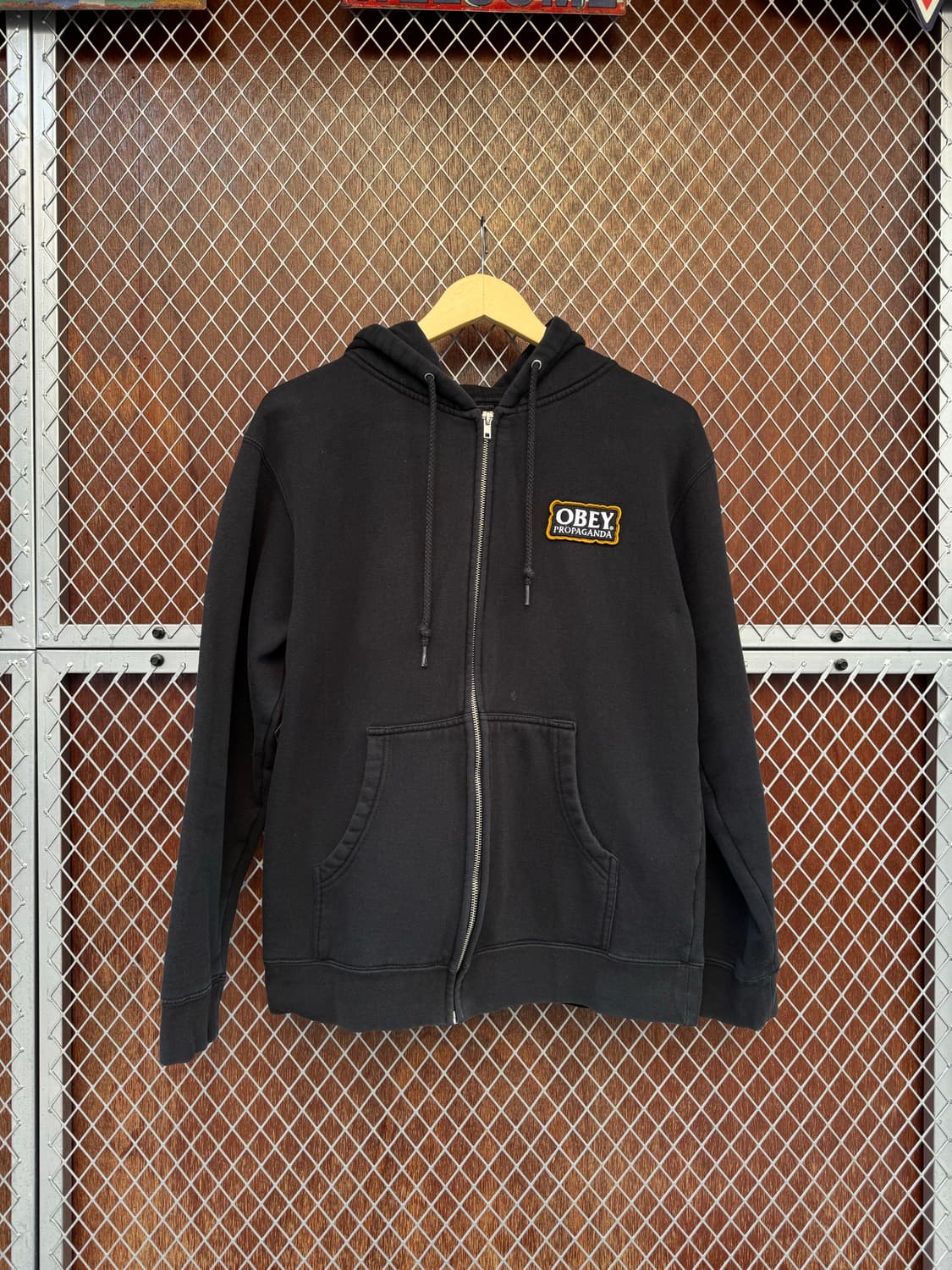 오베이 obey 로고자수 기모 후드집업 S 상품이미지2