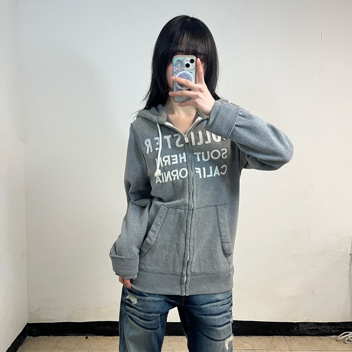 Hollister grey hoodie zip-up 상품이미지1