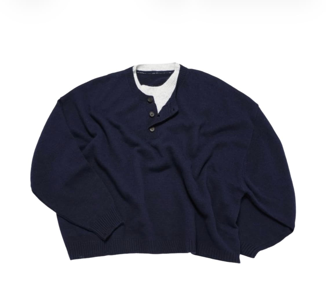 [M] MJD 콘트라스트 넥 캐시 크롭 니트 네이비 상품이미지1