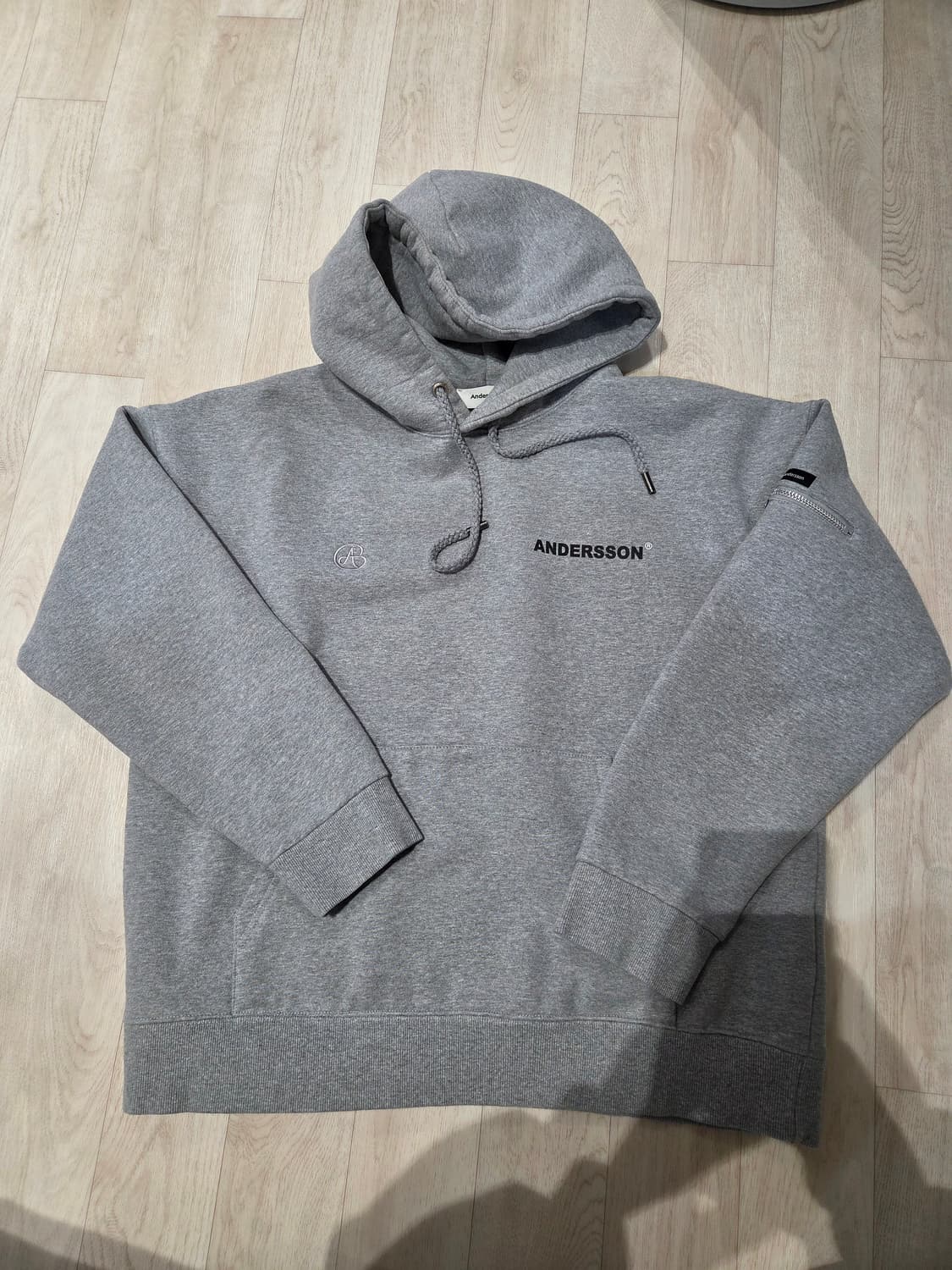 앤더슨벨 유틸리티 후드티 라지사이즈 팝니다 상품이미지1