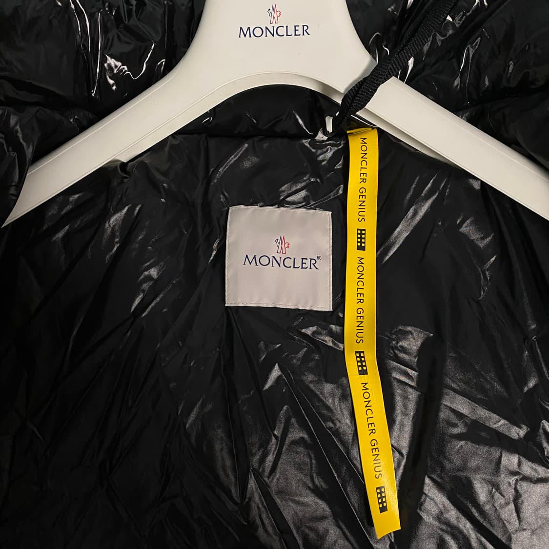 [4] 몽클레어 Moncler 알릭스 Alyx 마호가누스 쇼트 다운 자켓 상품이미지6
