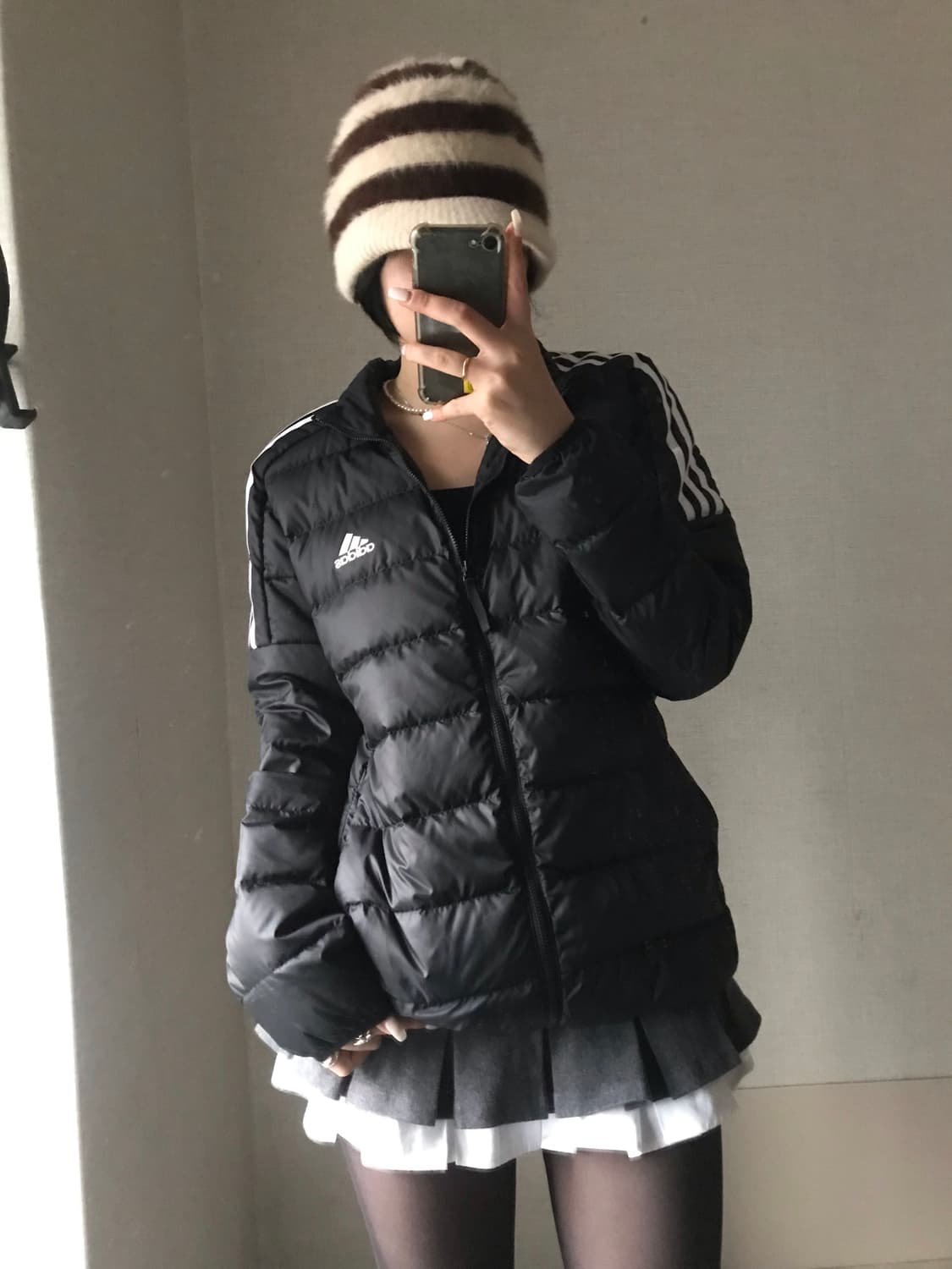 아디다스 검흰 패딩 상품이미지2