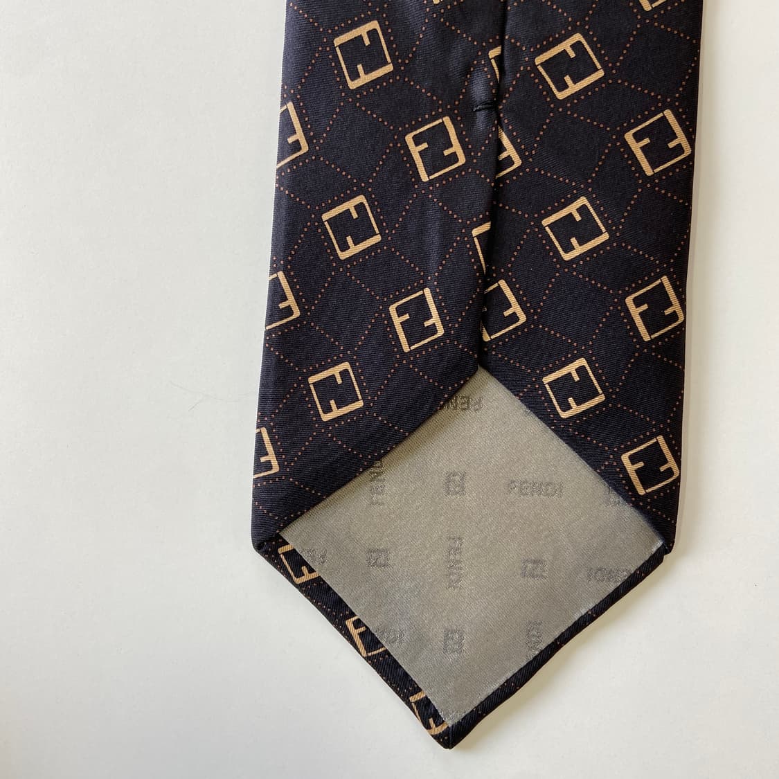펜디 (FENDI) FF 모노그램 정품 명품 블랙넥타이 상품이미지7
