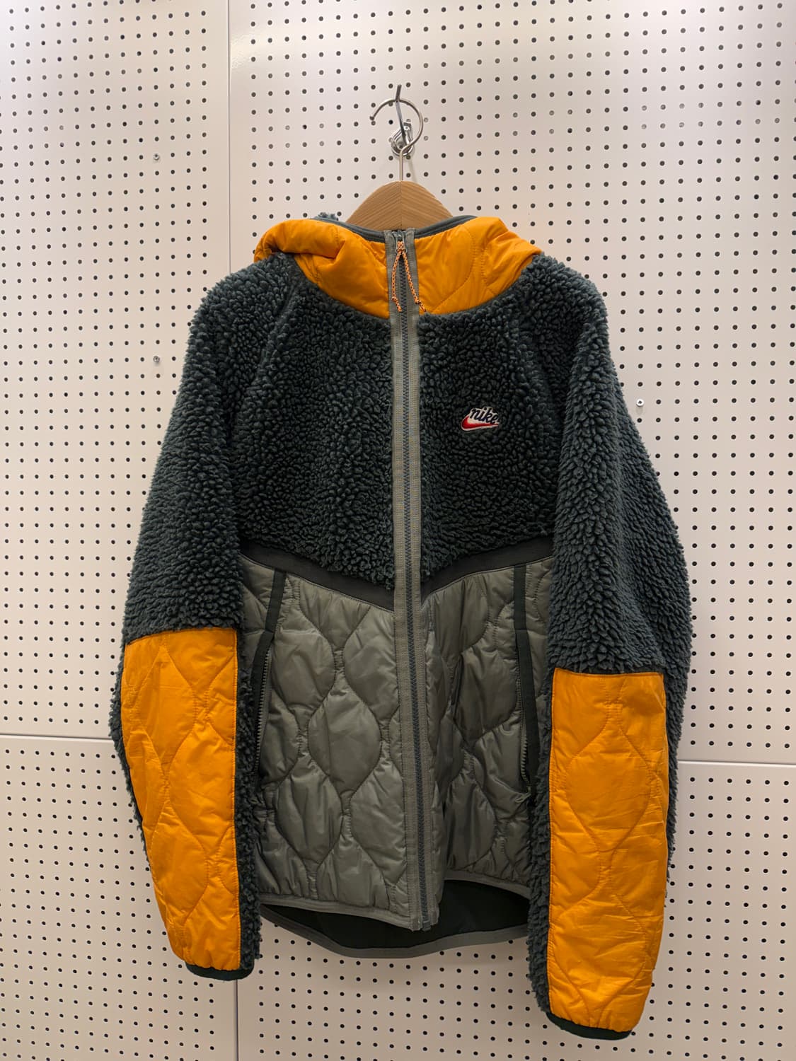 나이키 퓨추라 헤리티지 퀼팅 쉐르파 자켓 U56 상품이미지2