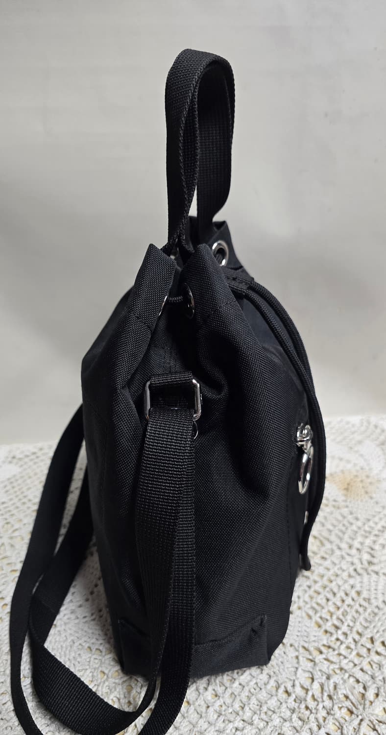 라코스테 블랙 드로우스트링 버킷백 상품이미지4