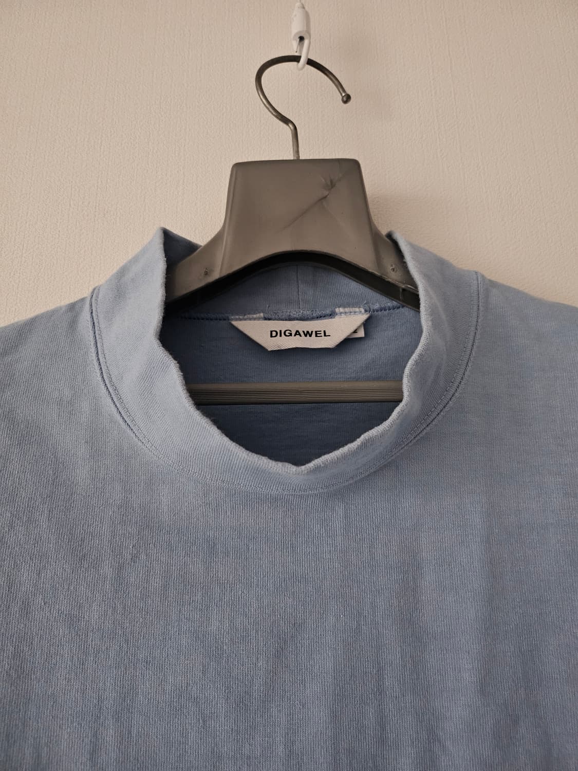 디가웰 DIGAWEL 롱슬리브
 상품이미지3