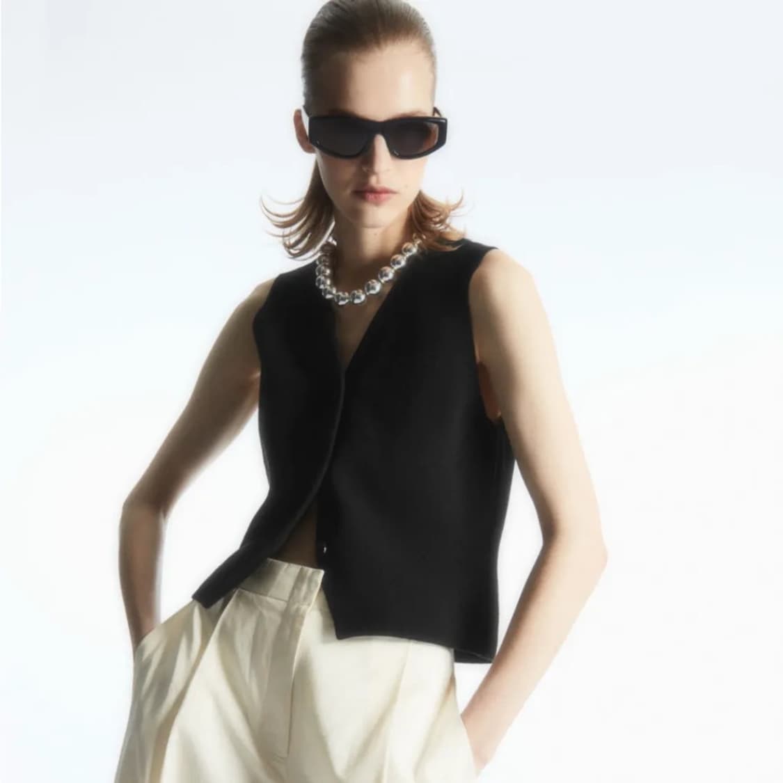 코스 COS 23 니트 웨이스트 코트 베스트 상품이미지1