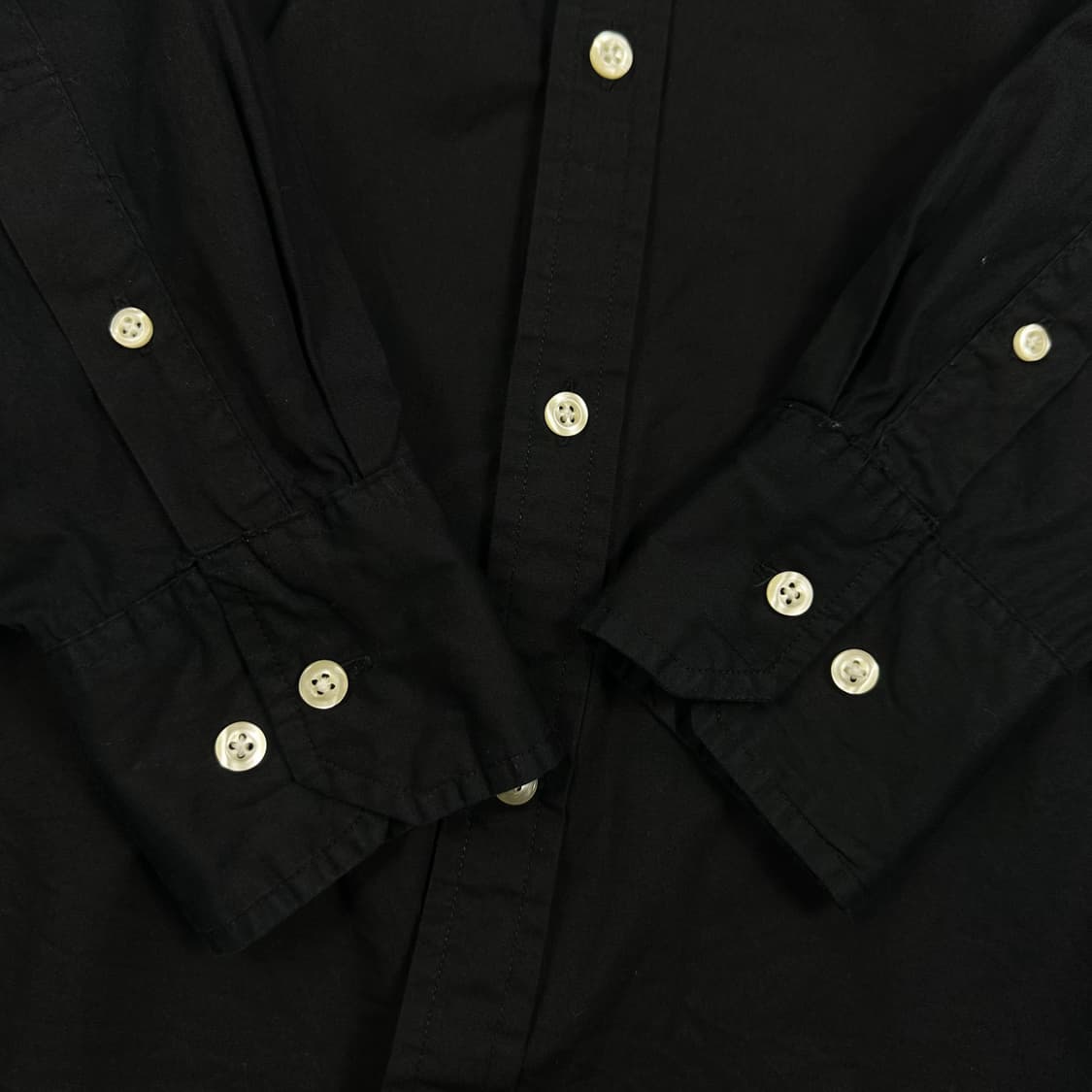 타미힐피거 플래그 커스텀핏 블랙 셔츠 (실측 M) 상품이미지4