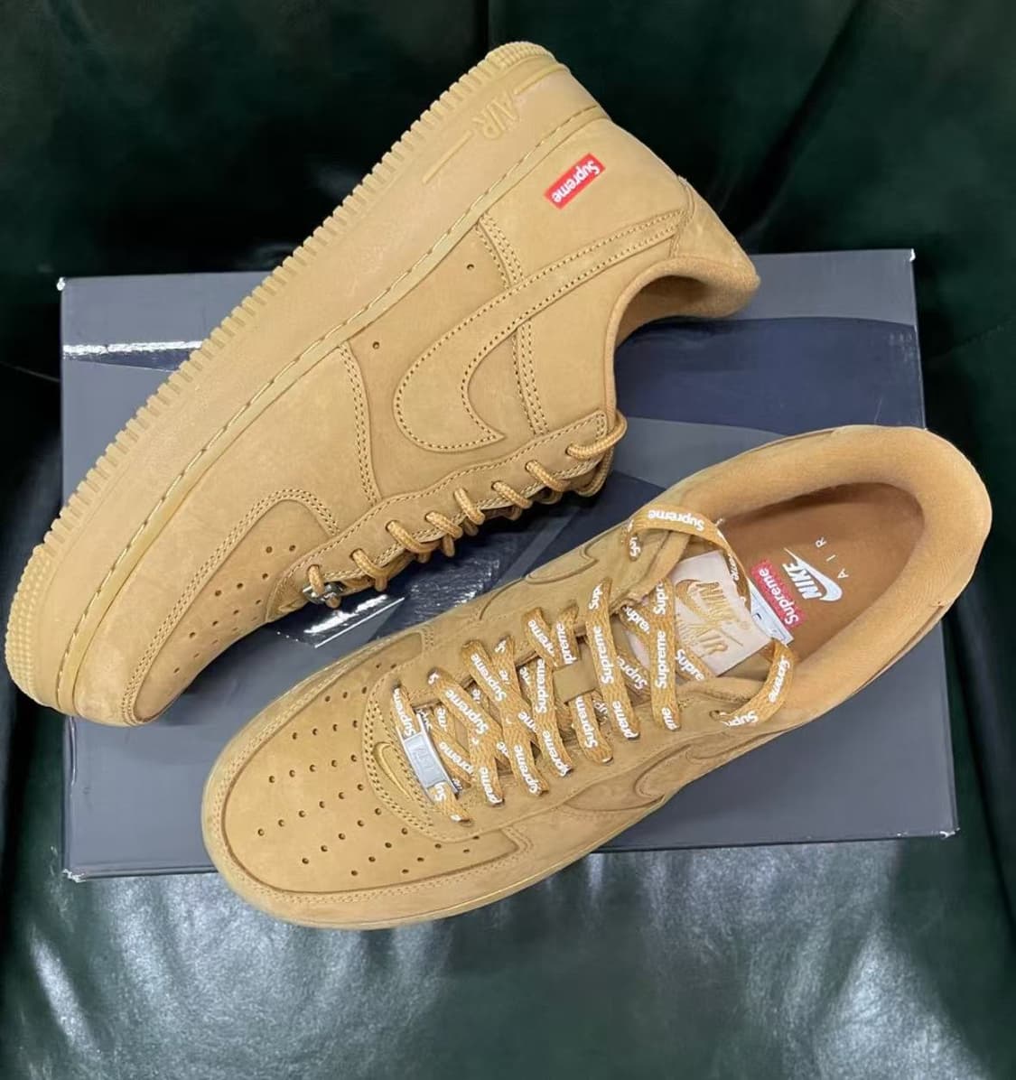 나이키 x 슈프림 에어포스 1 로우 플랙스 상품이미지3