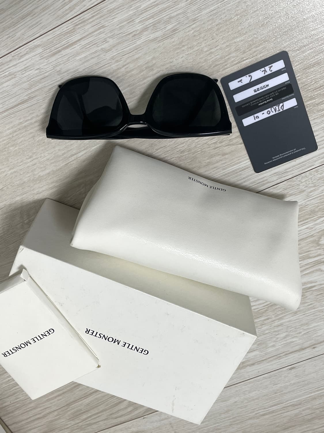 젠틀몬스터 피노 상품이미지2