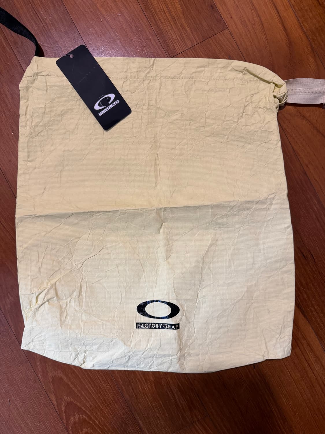 오클리 팩토리 팀 그라디언트 파구로 슬라이드 오로라 셀로시아 상품이미지6