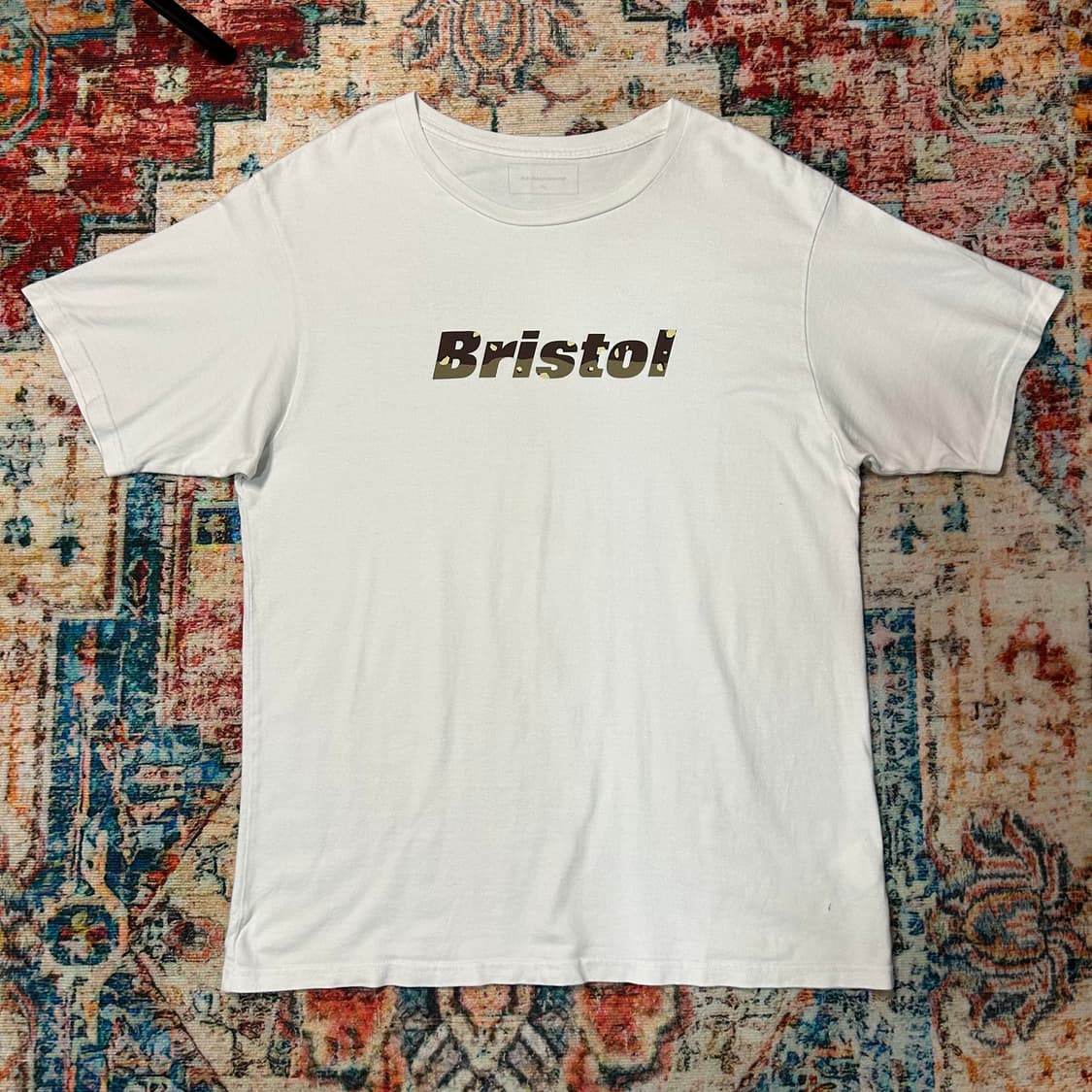 [XL] FC Real Bristol 카모 로고 프린팅 반팔 상품이미지1