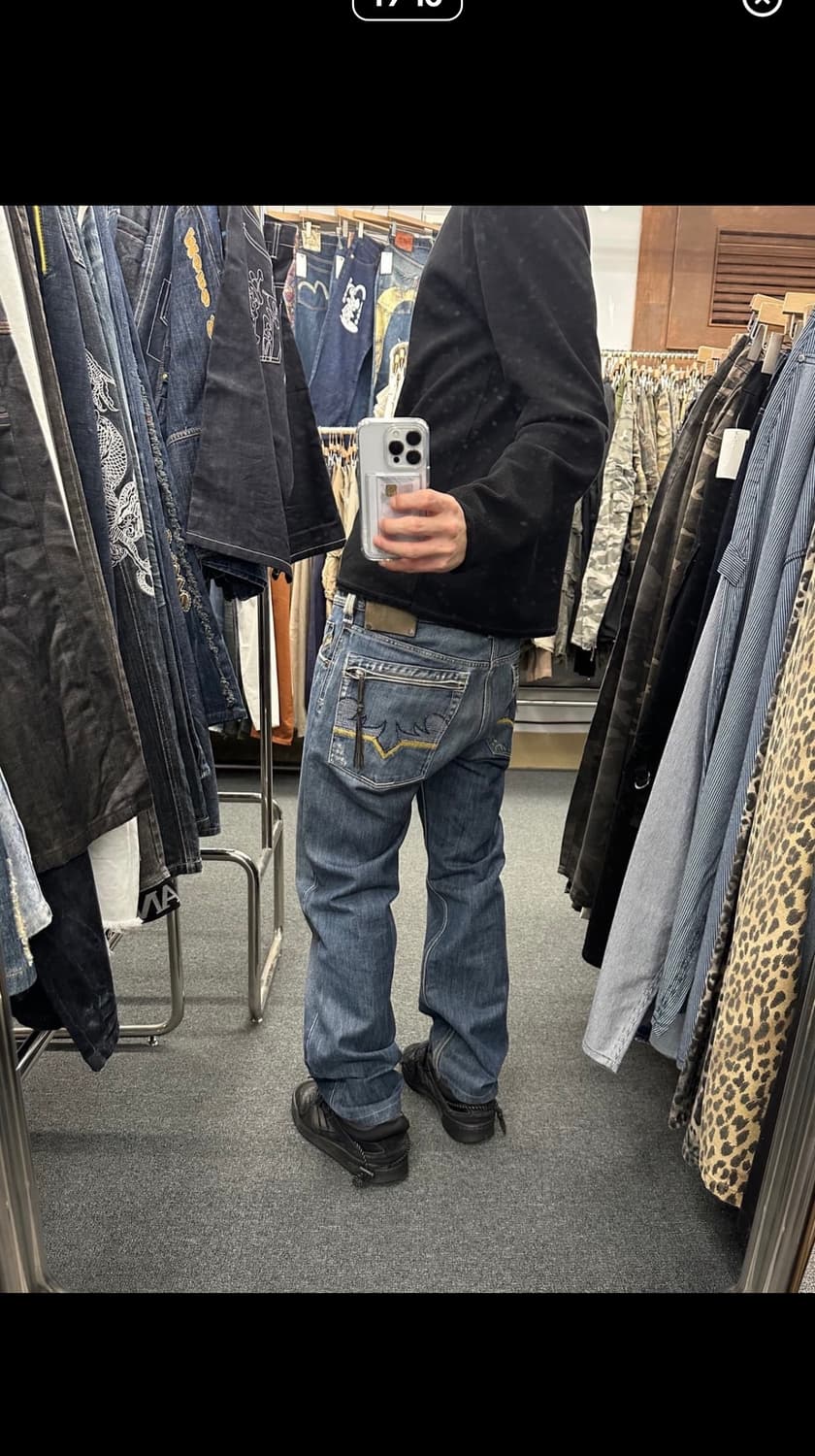 32) 디젤 빈티지 워싱 자수 데님팬츠 상품이미지3