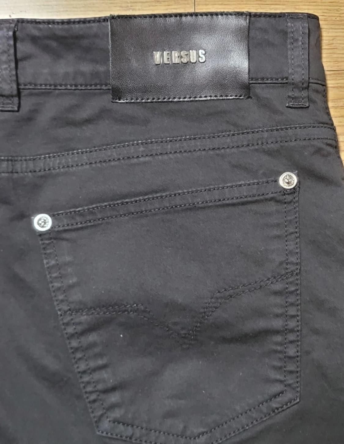 베르사체 VERSUS 코튼바지

 상품이미지9