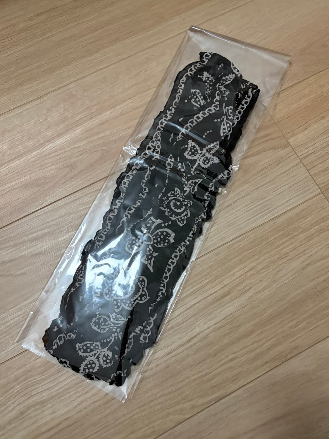 새상품) 캐피탈 워셔 실크 스카프 네커치프 / 블랙 상품이미지2