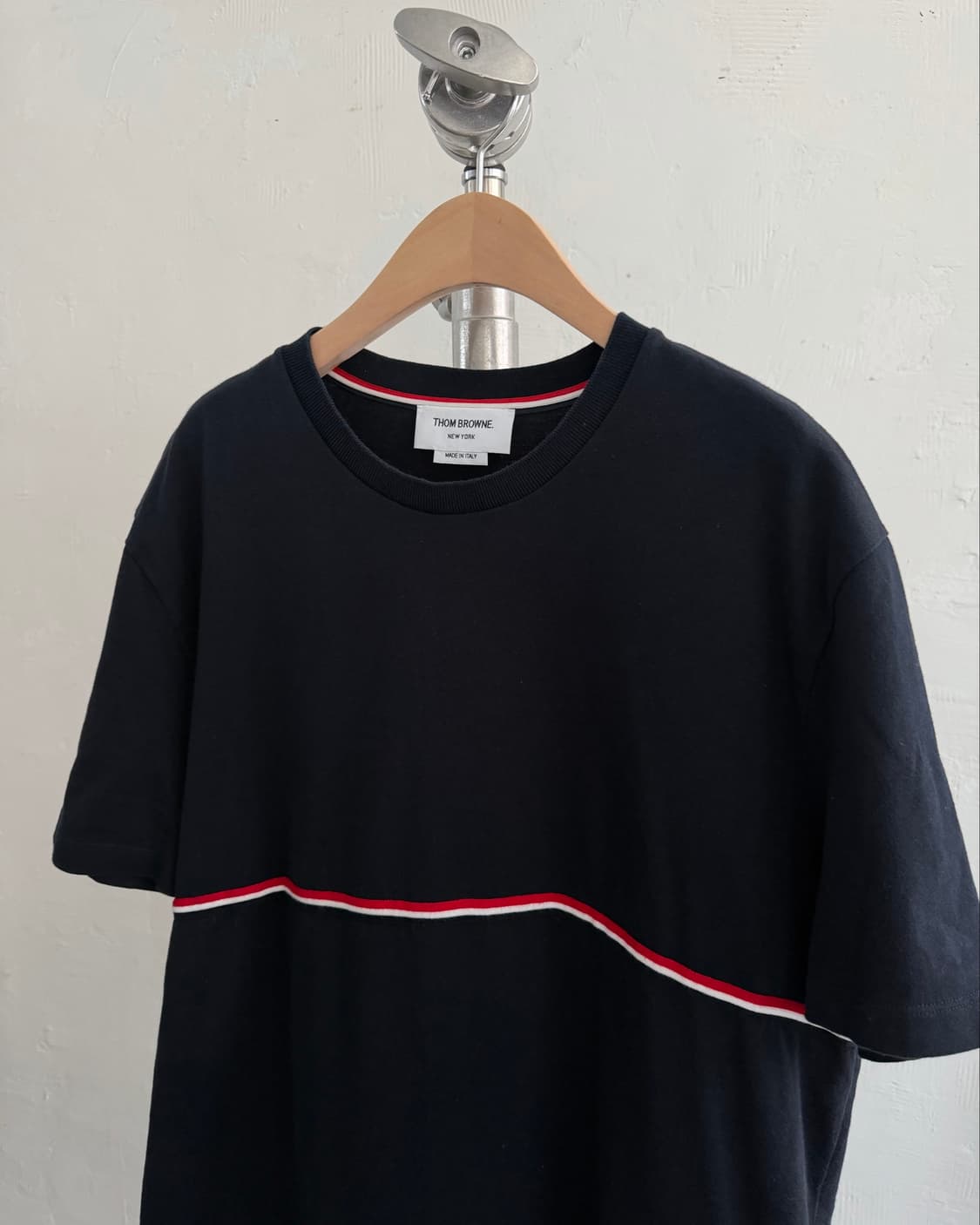 Thom Browne 톰브라운 미드웨이트 스트라이프 삼선 티셔츠 상품이미지5
