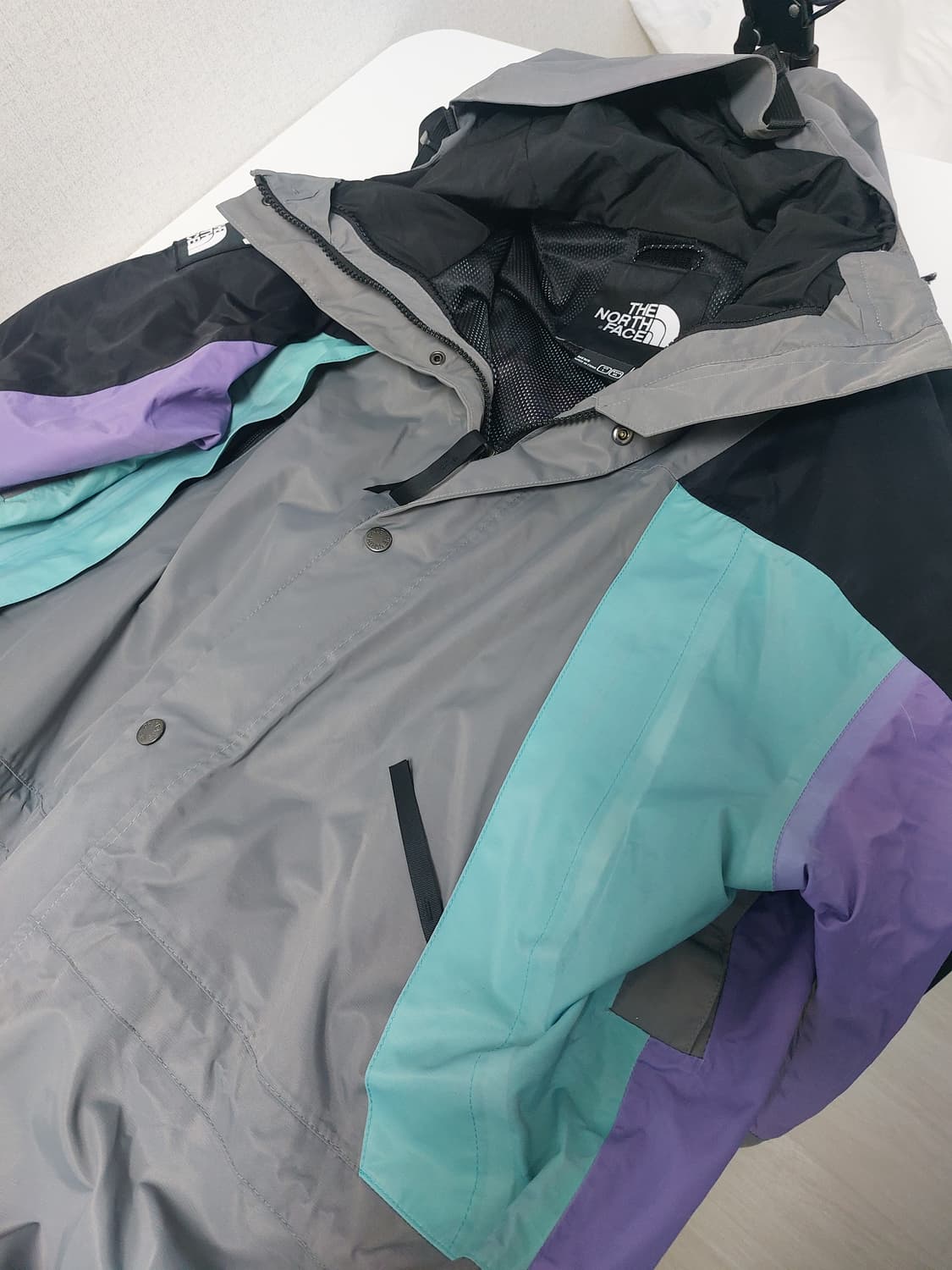 노스페이스 인빈서블 1944 레트로 마운틴 라이트 재킷 바람막이 상품이미지6