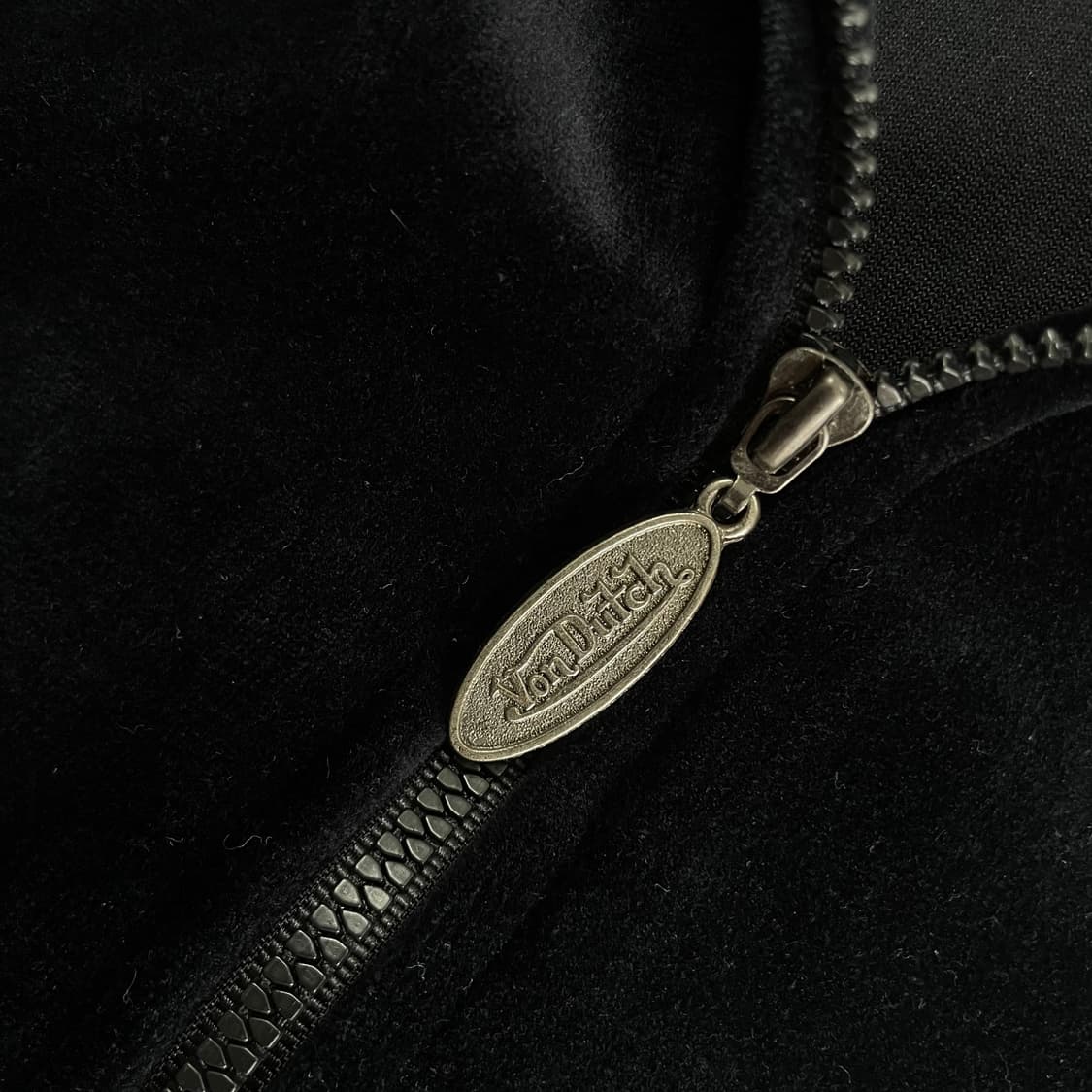Von dutch 본더치 블랙 벨벳 비즈포인트 Y2K 트랙탑 져지 상품이미지4