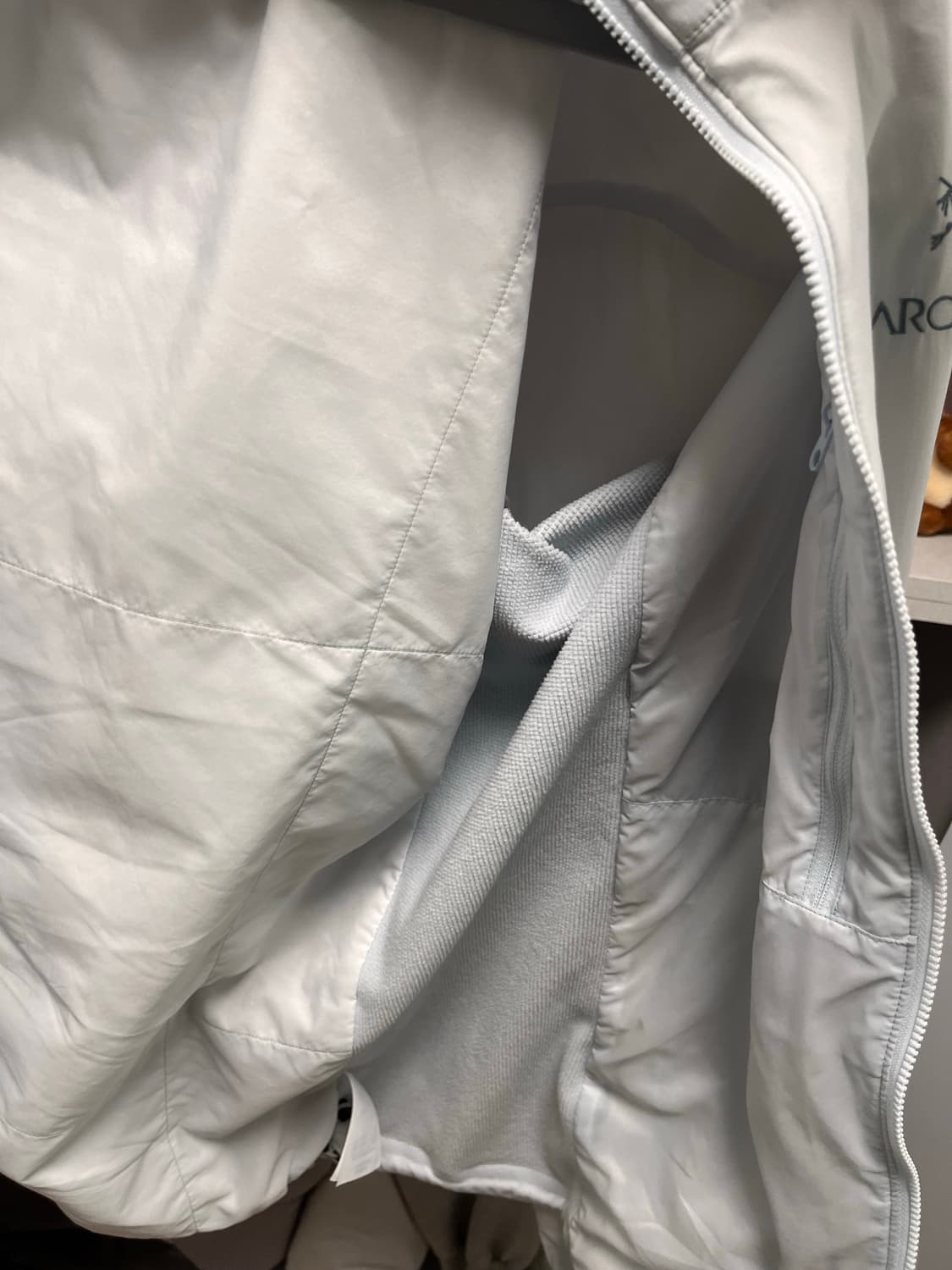 아크테릭스 아톰 SV 후디 솔리튜드 상품이미지4