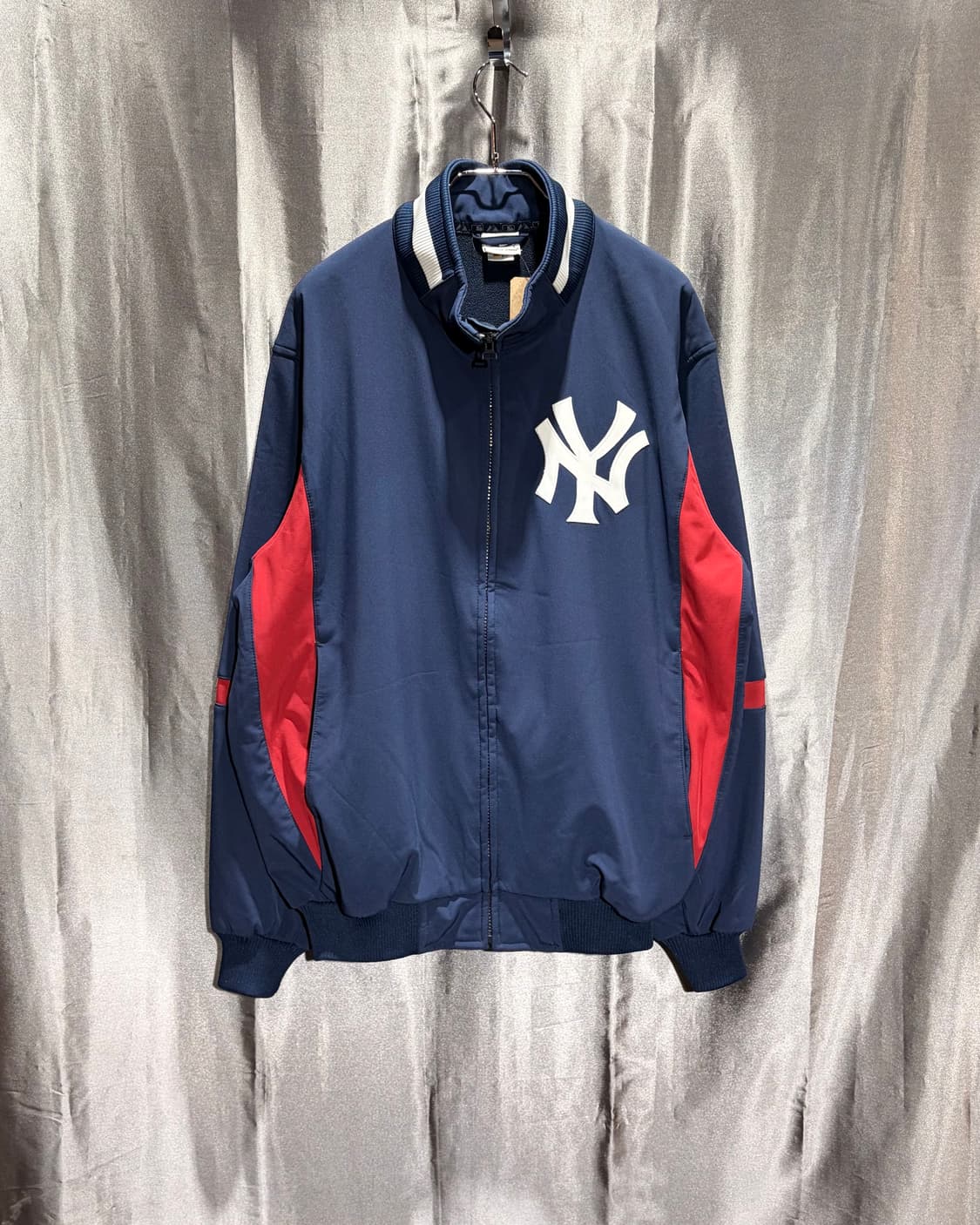 L 에슬레틱 NY 뉴욕양키스 배색 나일론 바시티 상품이미지2