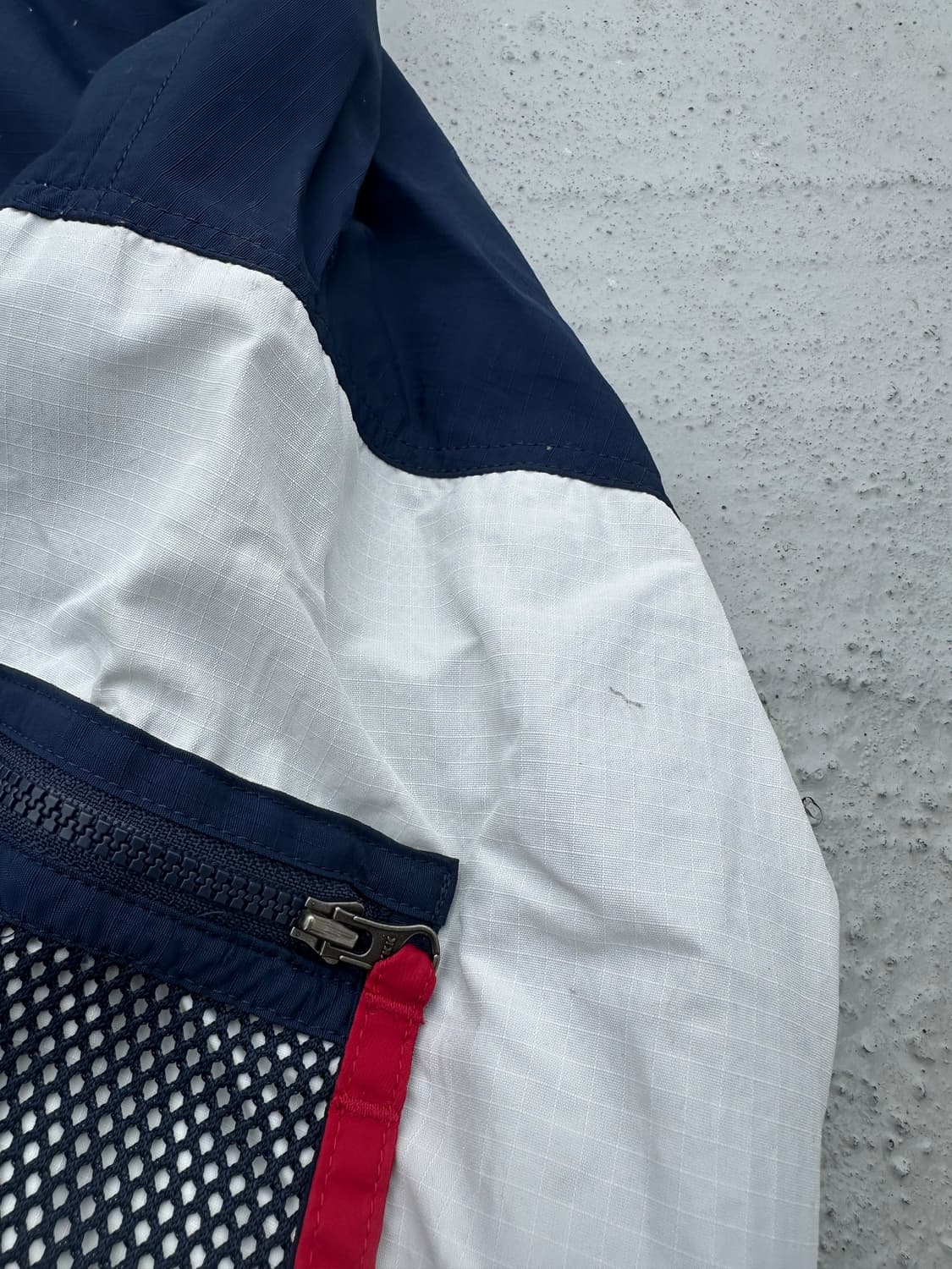 컬럼비아 바람막이 네이비/화이트 상품이미지4