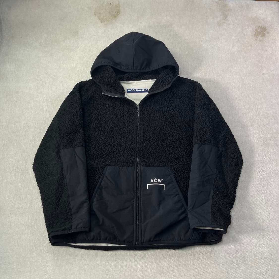 어콜드월 빅로고 양털 플리스 자켓 상품이미지2