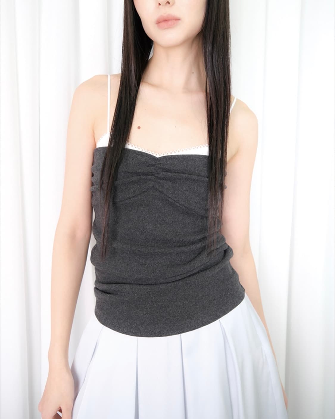 루즈슬립오버 레이어드 소프트 니트 캐미솔 *차콜 상품이미지1