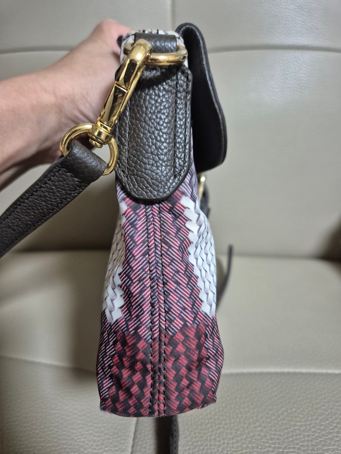 닥스 미니 크로스백 상품이미지4