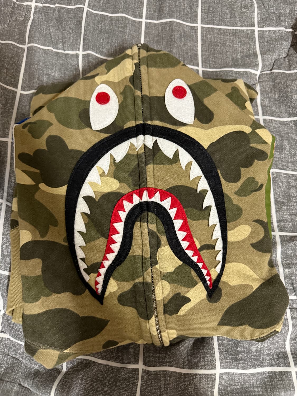 베이프 샤크후드 상품이미지1