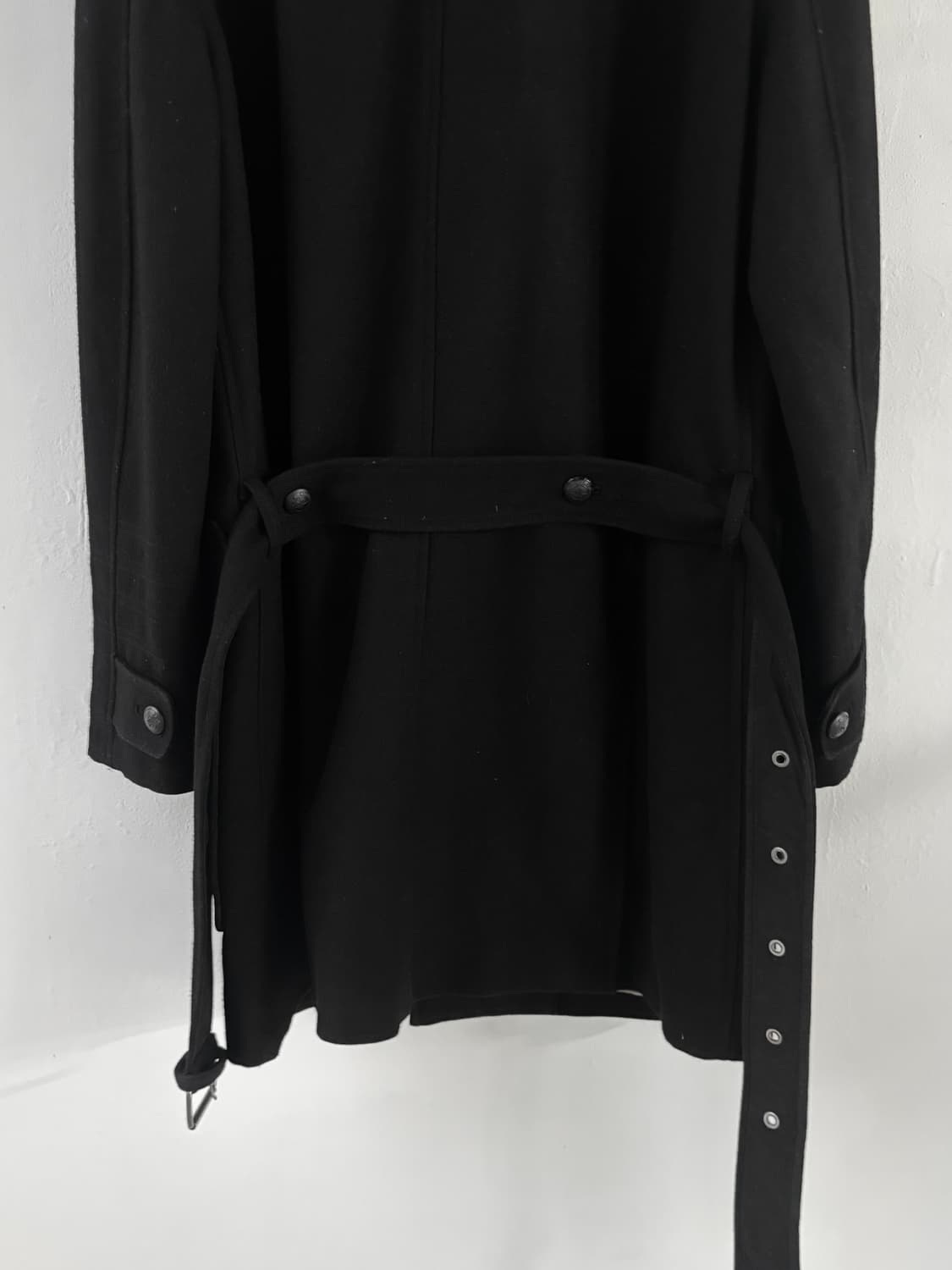 아르마니 익스체인지 하이넥 레더 카라 맥코트 상품이미지7