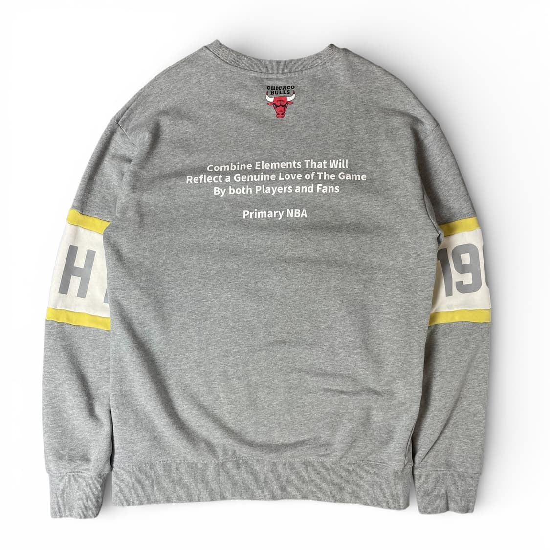 시카고 불스 그레이 옐로 화이트 배색 로고 맨투맨 L 상품이미지2