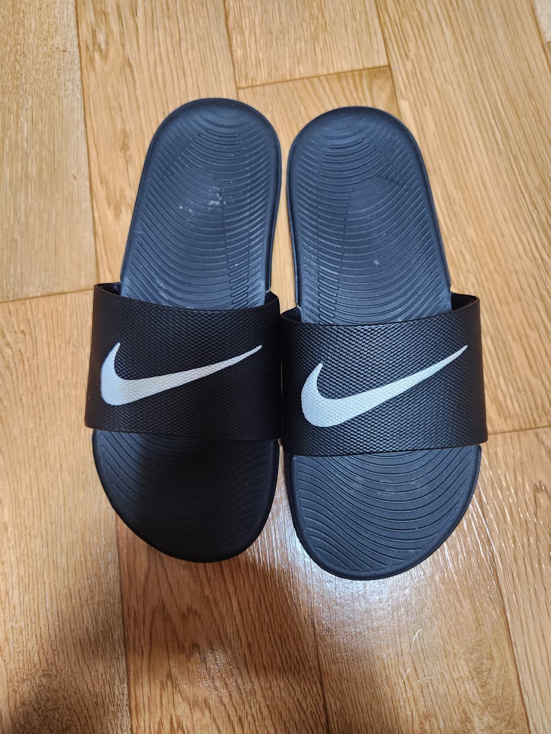 나이키 슬리퍼  235 상품이미지1