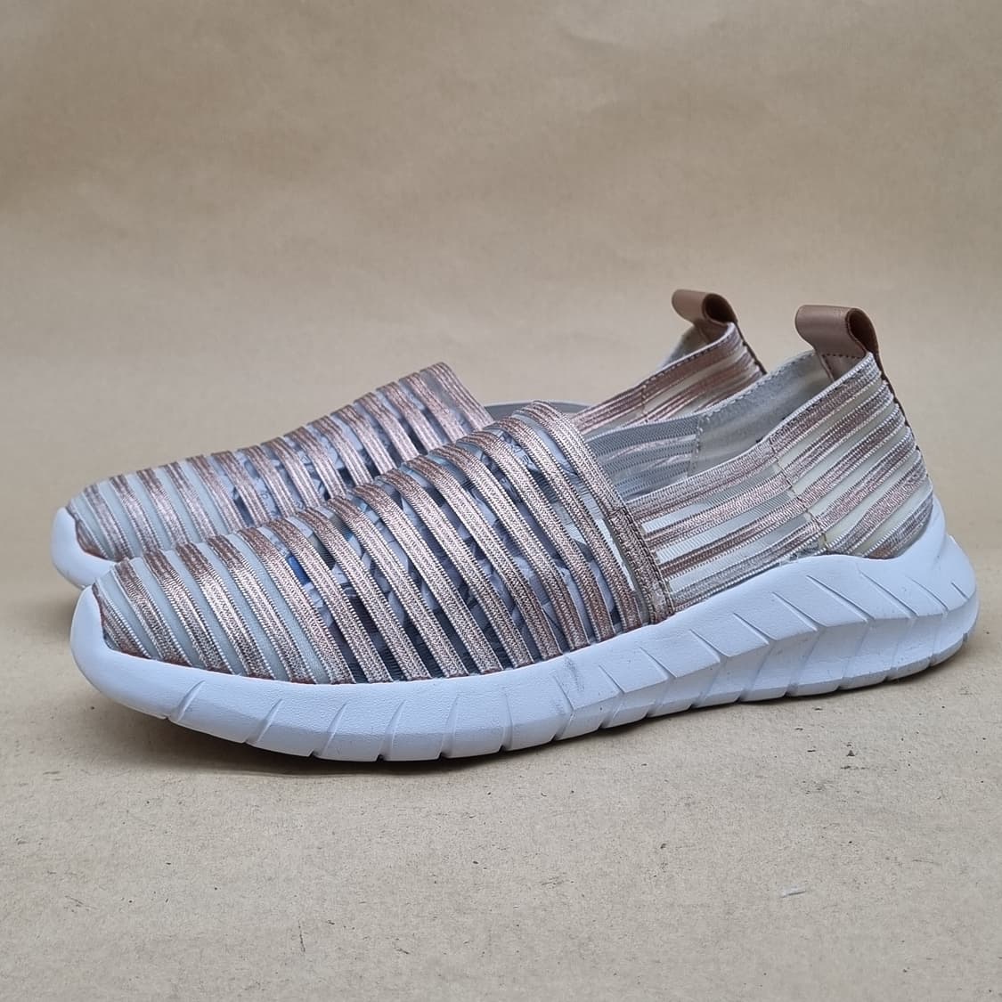 베어파우 메쉬 여성 슬립온245 상품이미지1