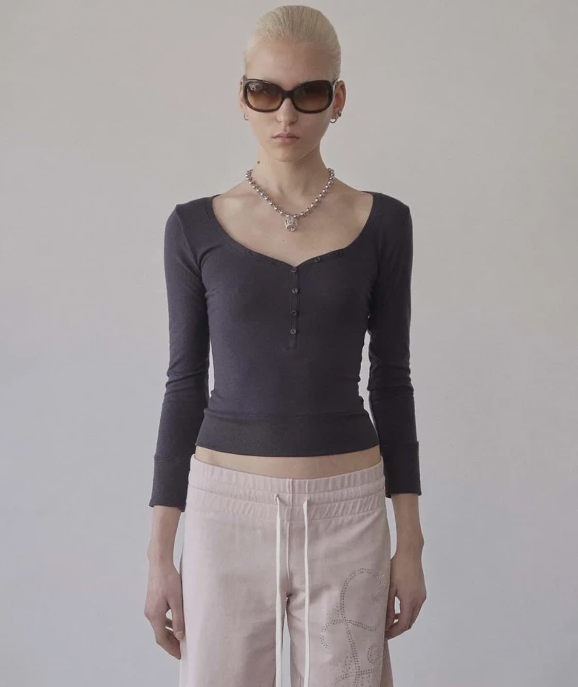 스컬프터 롱슬리브 차콜 상품이미지1