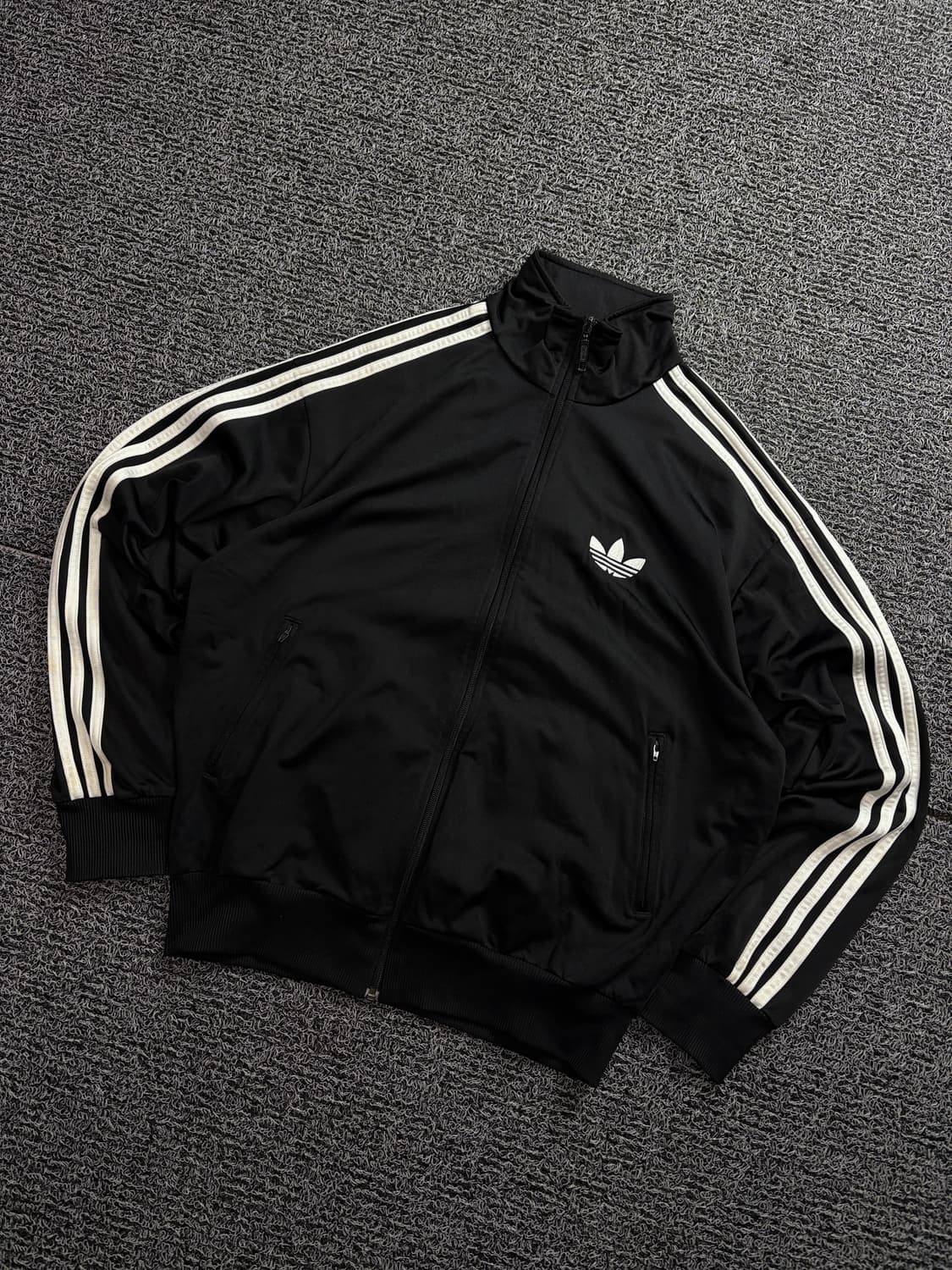 아디다스 파이어버드 올드스쿨 블랙 박시핏 트랙탑 져지 1644 상품이미지1