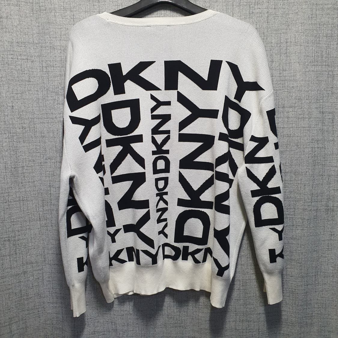 DKNY 남성 로고 레이온 라운드 니트  상품이미지2