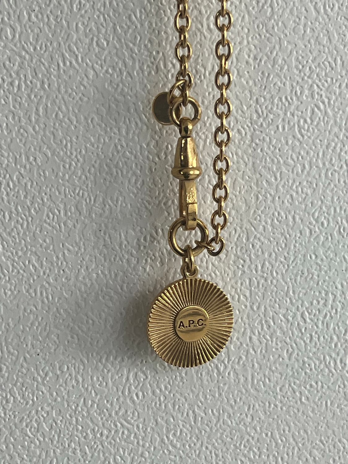 아페쎄 골드 펜던트 목걸이 상품이미지1