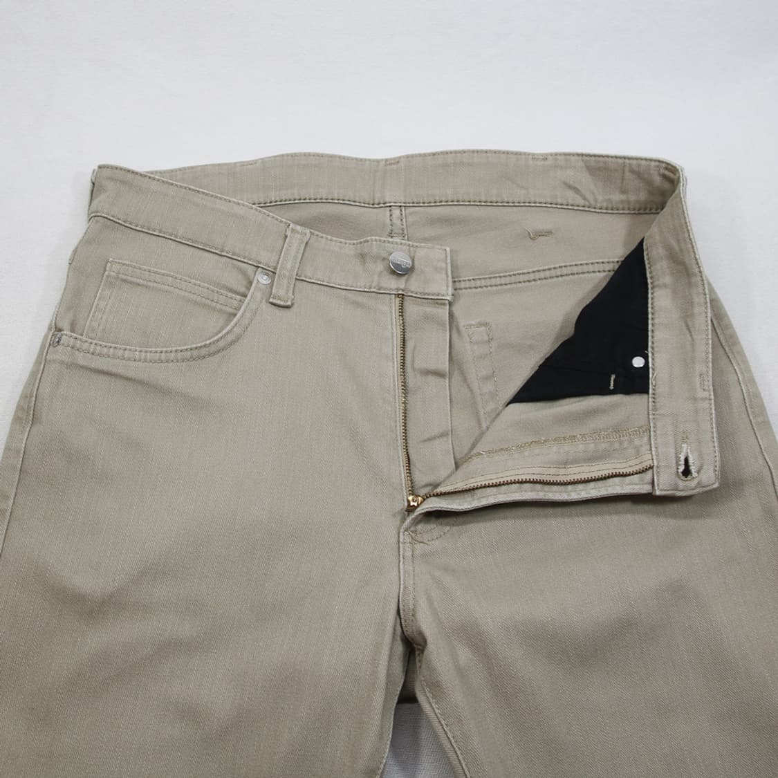 (착용컷) Wrangler 베이지 진 (남성용 33) 상품이미지5