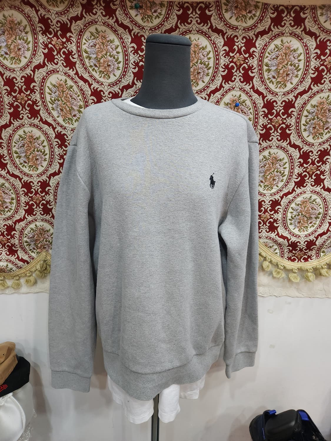 폴로 랄프로렌 그레이 맨투맨
​
 상품이미지1