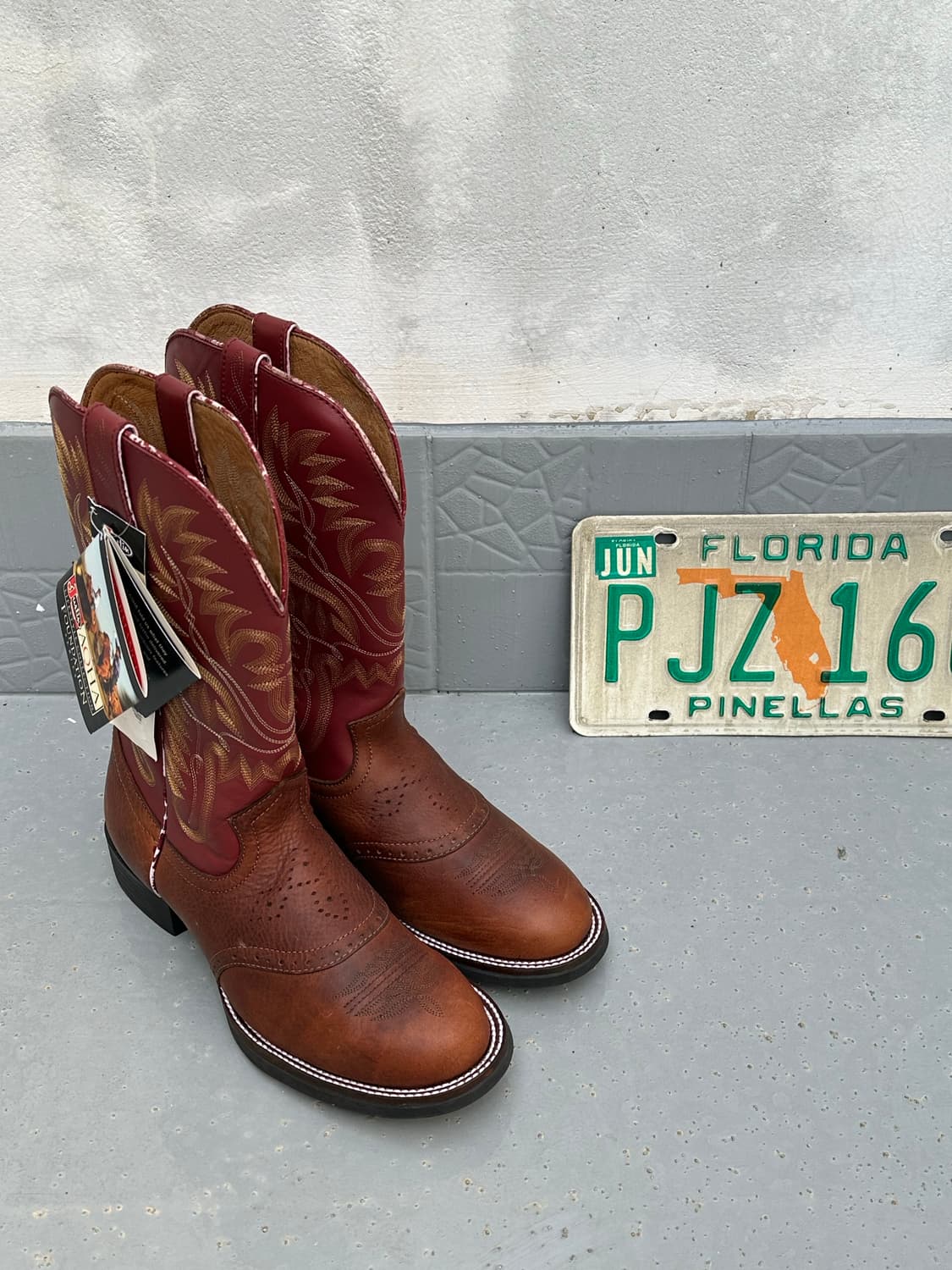 [저스틴] •Justin Cowboy Brown Boots 상품이미지1