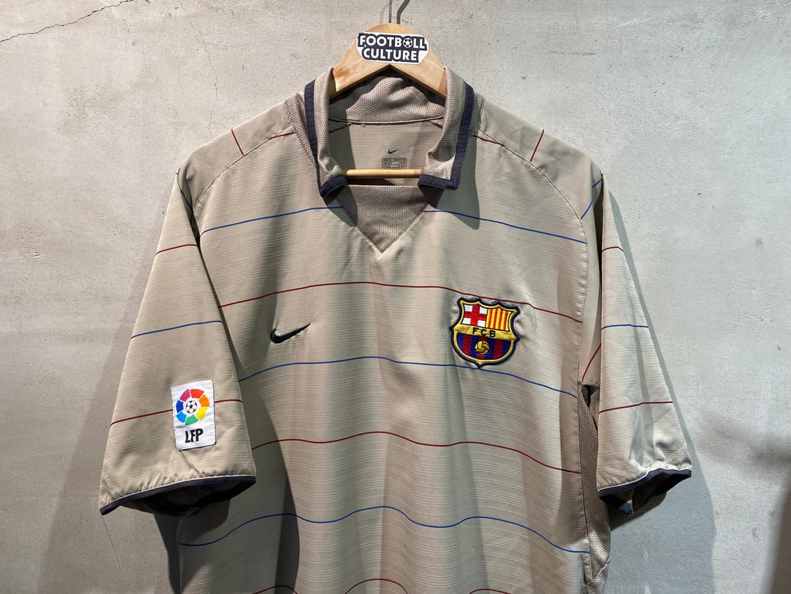 03-04 바르셀로나 호나우지뉴 어웨이 유니폼 상품이미지2