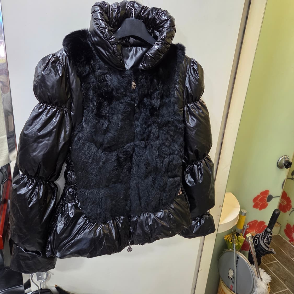 로베르토 까발리 모피 구스패딩 상품이미지1