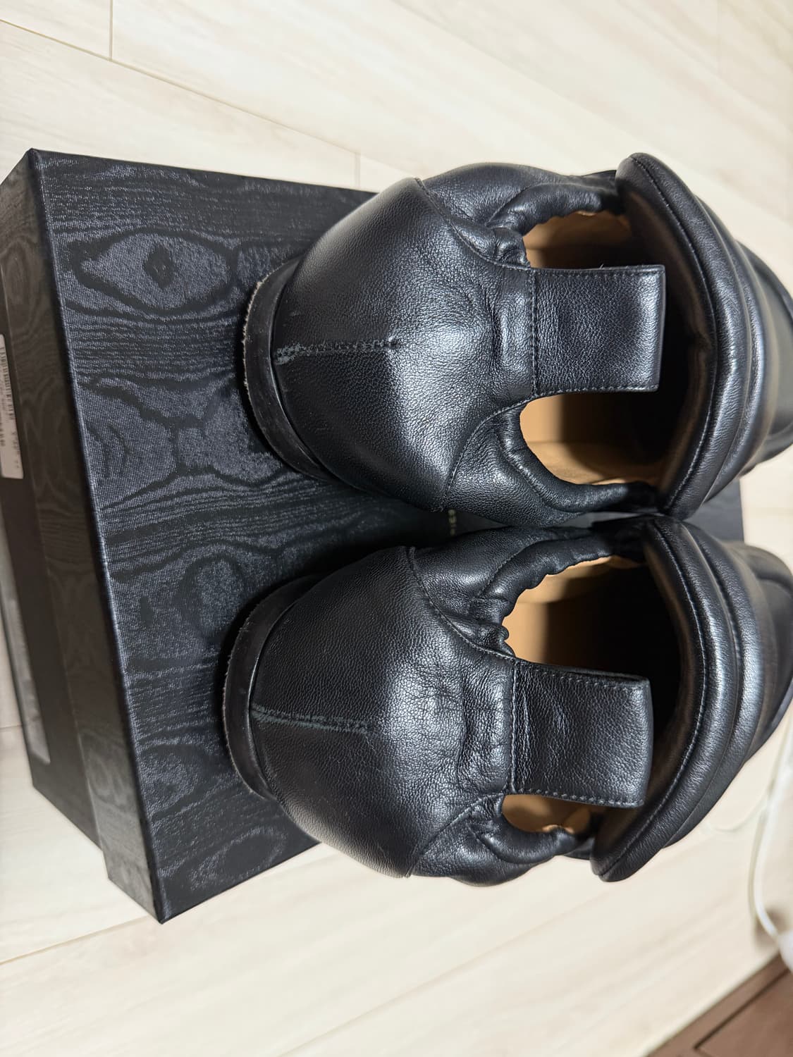 드리스반노튼 패디드로퍼 블랙 44 상품이미지3