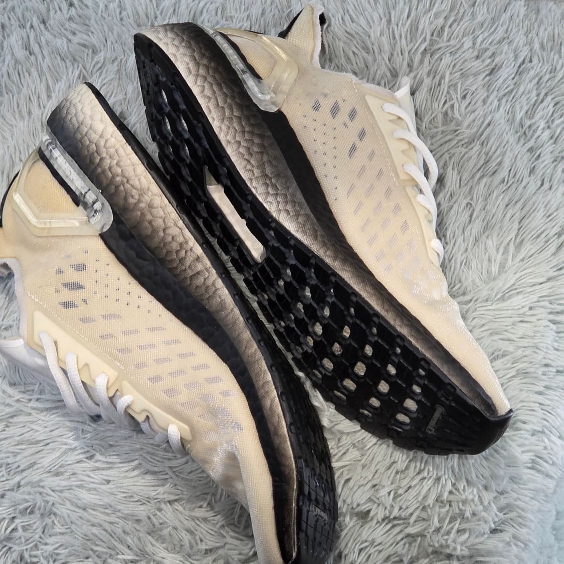 1w-20:아디다스 울트라부스트 PB 화이트-블랙 (270cm) 상품이미지7