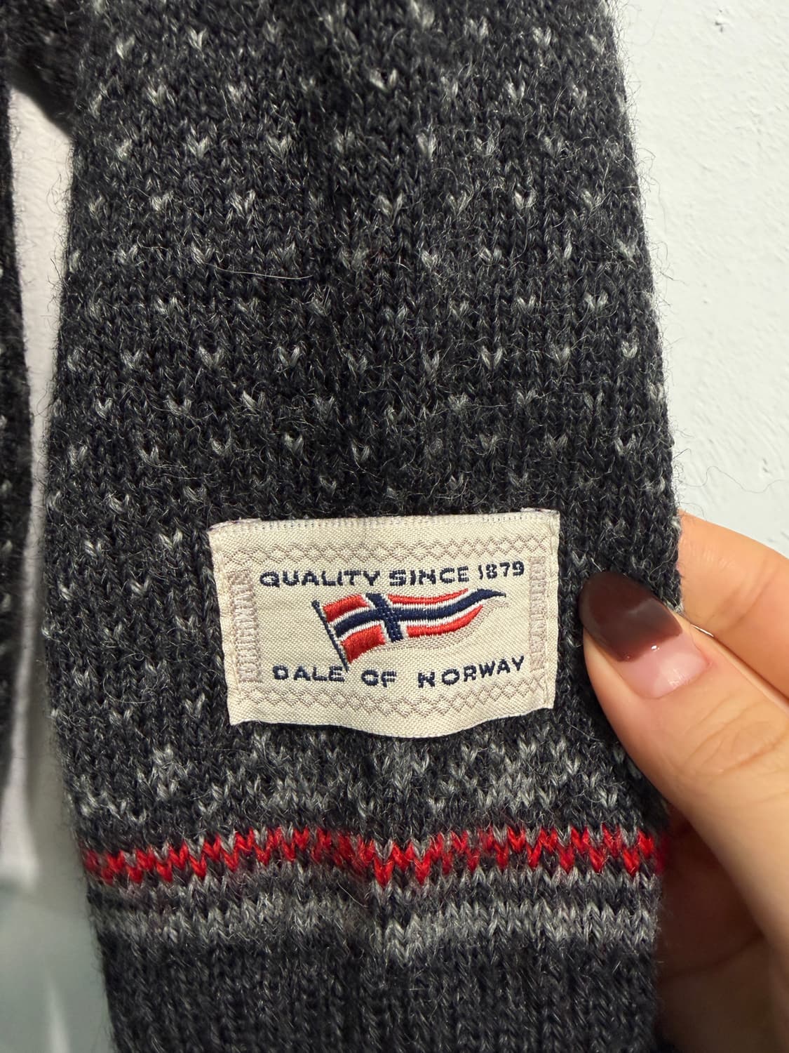 [L] Dale of norway 데일오브노르웨이 반집업 니트 울100% 상품이미지6