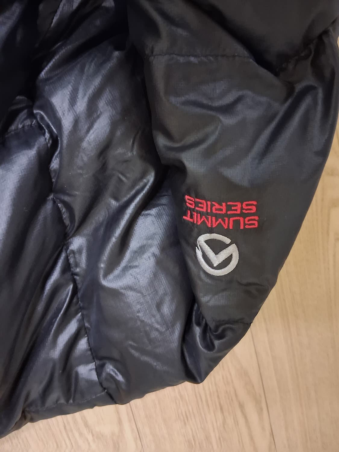 노스페이스 아콘 경량패딩 100~105 상품이미지2